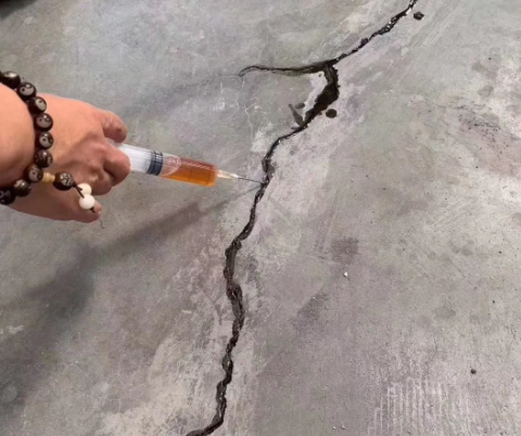 复兴混凝土裂缝修补技术详解​